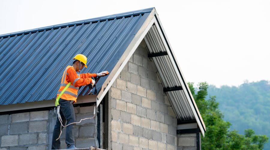 Professional residential roofers in Houston, TX